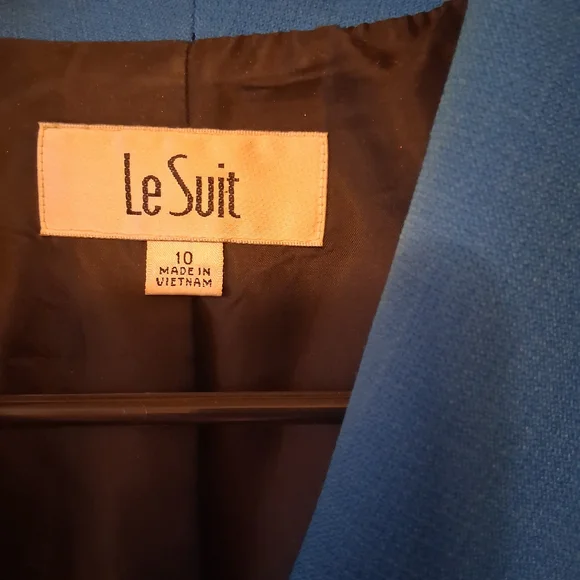 Le Suit Women's Blue Blazer with Black Accents - Picture 2 of 4